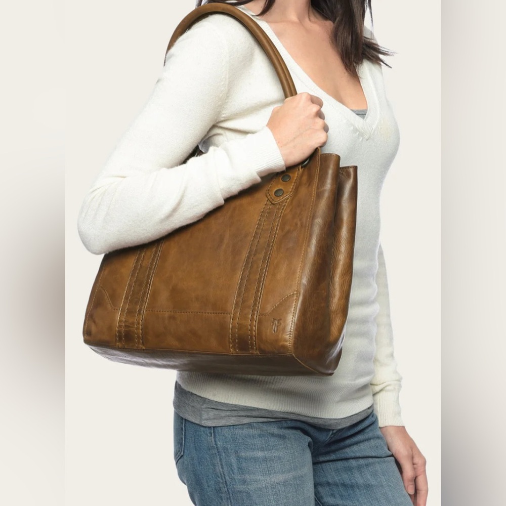 Frye Distressed Brown Leather Melissa Tote Large Compartments Shoulder Bag